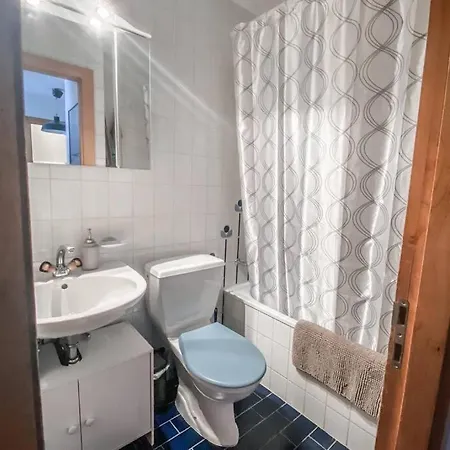 - 2 Pieces Au Pied Du Telecabine Anzère